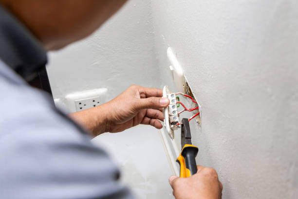 Best Circuit Breaker Repair  in Beechwood Village, KY